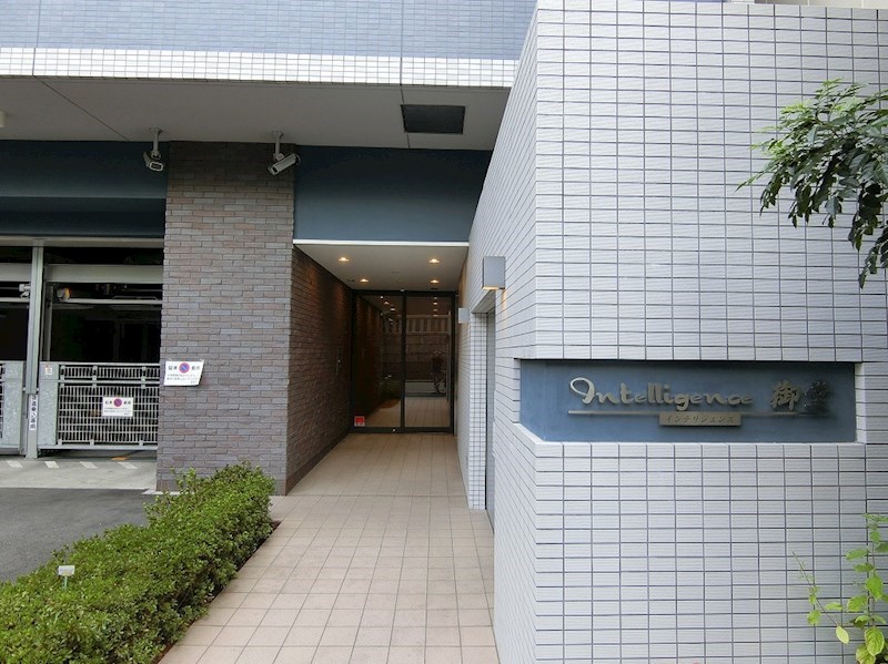 インテリジェンス御堂 エントランス