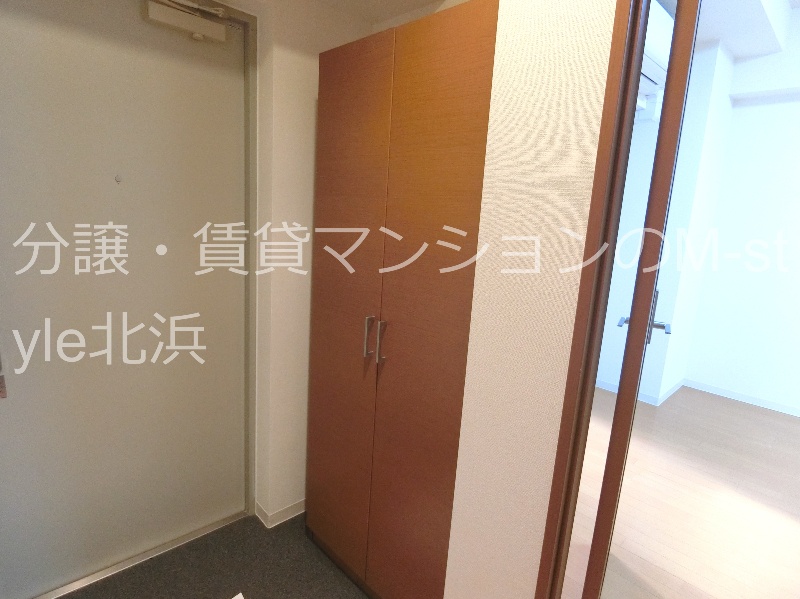 インテリジェンス御堂 玄関