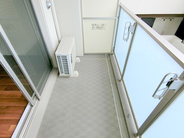 セイル淀屋橋  ベランダ