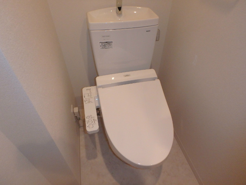 セイル淀屋橋  トイレ