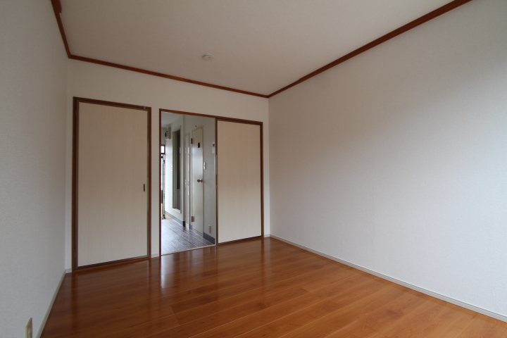 ロイヤルクレスト その他
