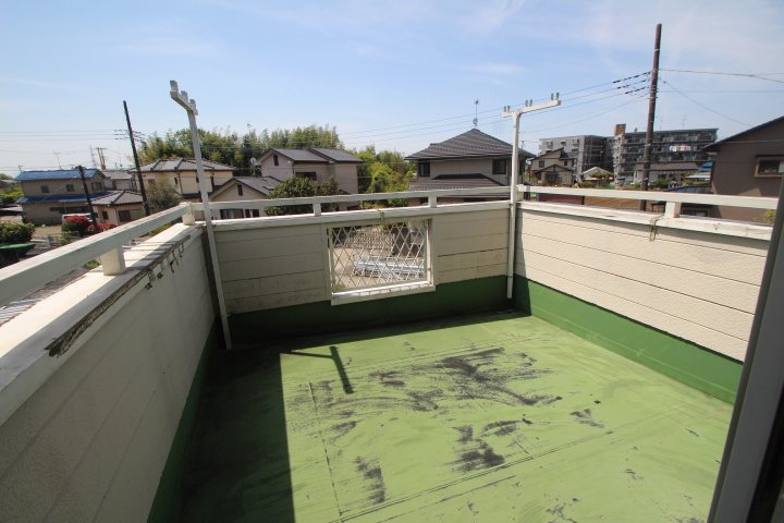 南中島戸建て ベランダ