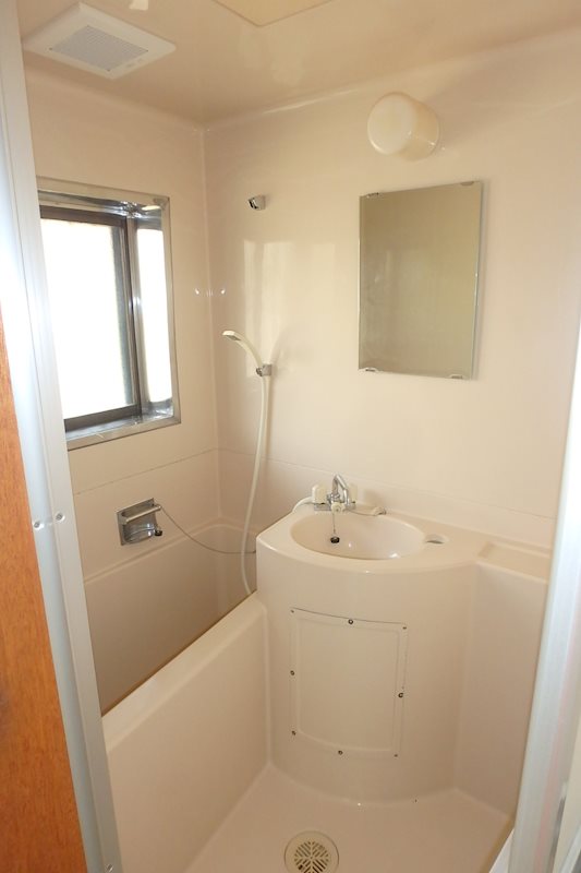 バストイレ別です! 森荘 風呂画像