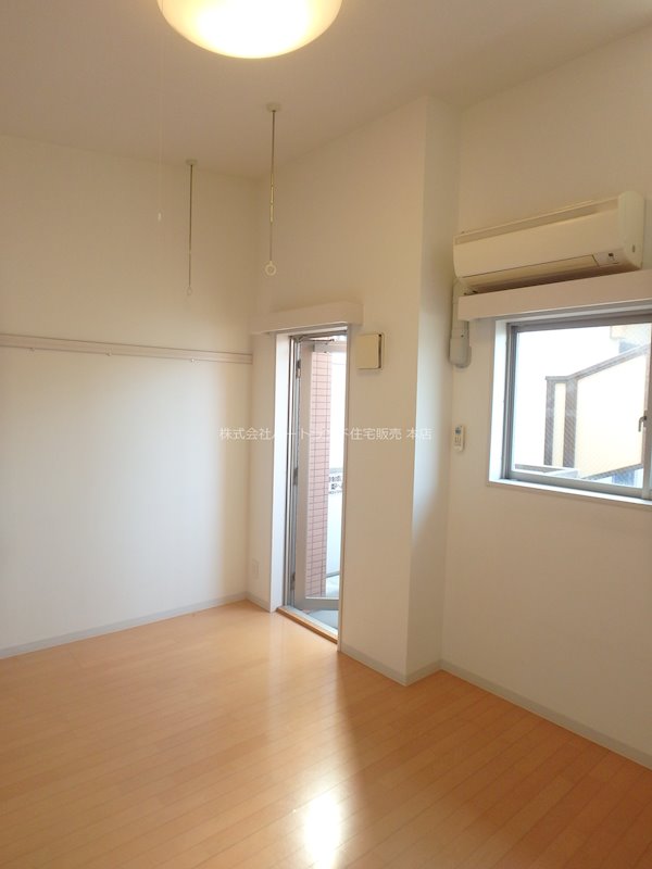 グリフィンハウス リビング