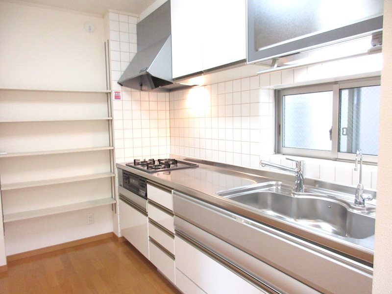 ライラックメゾネット（タウンハウス） キッチン
