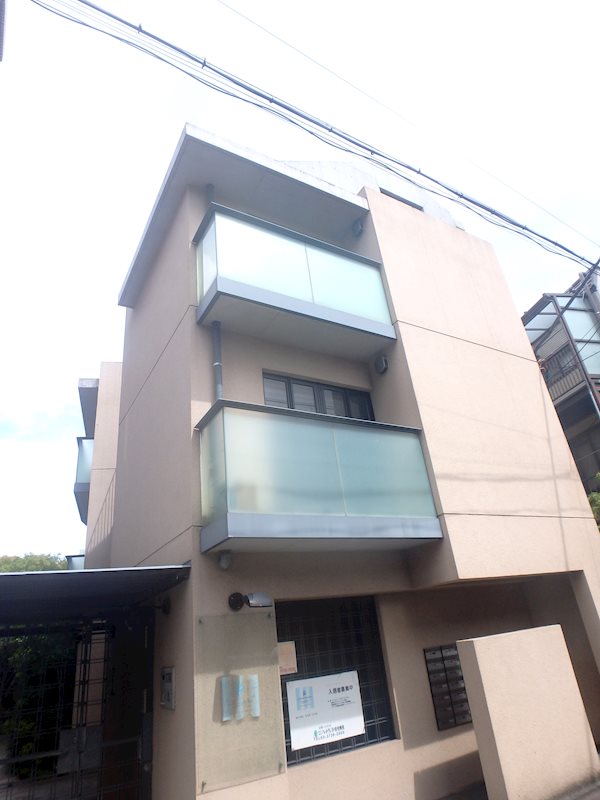 オクサワシュルメール    ３０１号室 外観