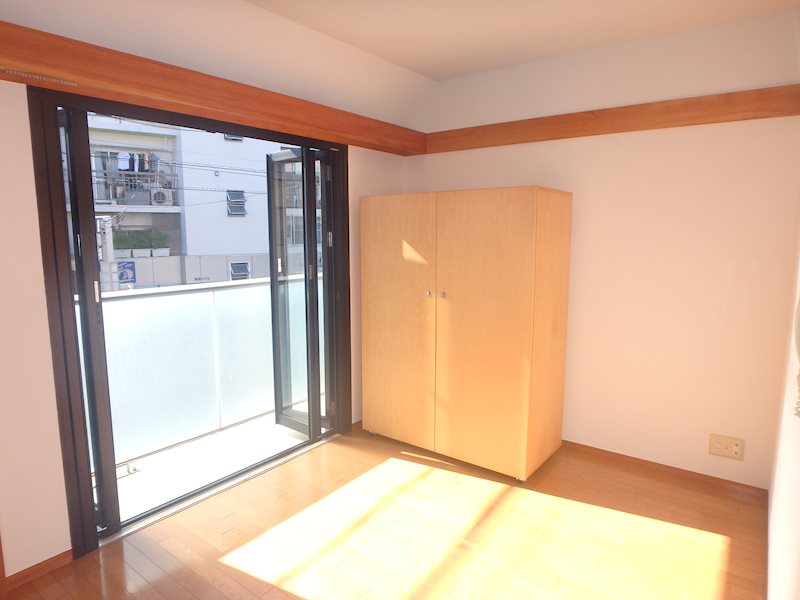 オクサワシュルメール    ベッドルーム