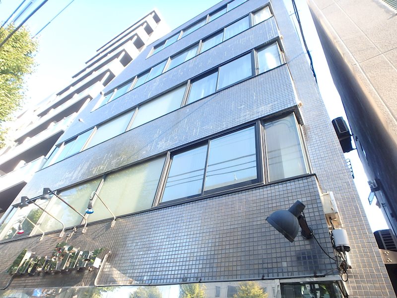 パークヒルズ石川   ３０２号室 外観