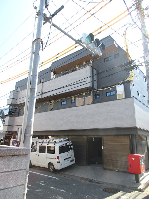 Claire Okusawa (クレール　オクサワ) 玄関