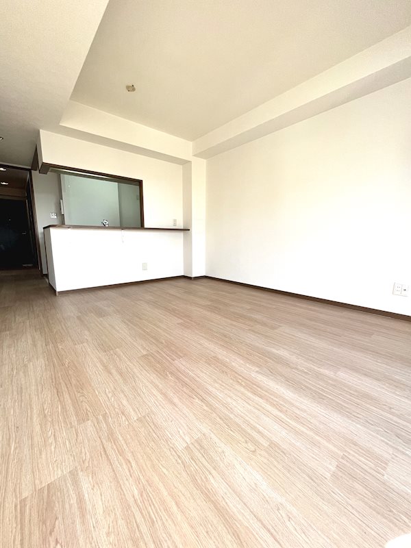 エミネンスラルジュ大倉山 リビング