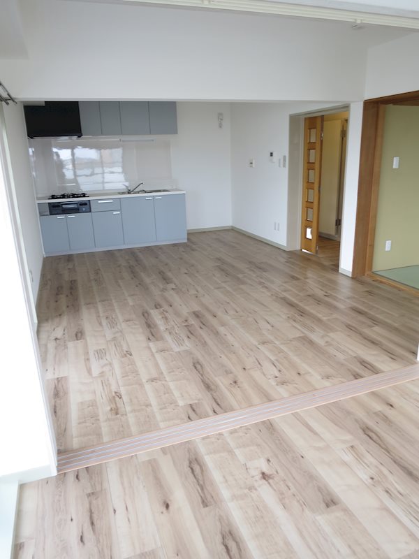 サンシャイン二本木 リビング