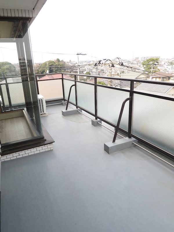サンシャイン二本木 ベランダ