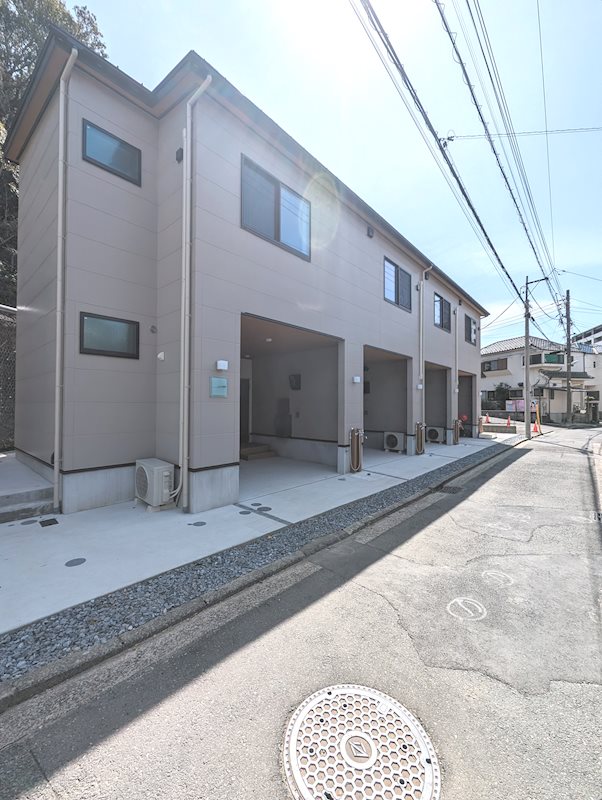 賃貸でもガレージハウスを！考え抜かれたペット共生型！