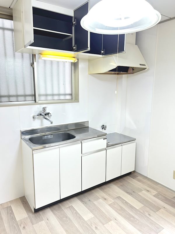 国見ビル キッチン