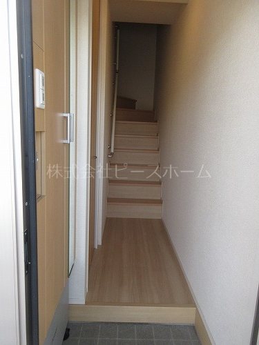 ウエストパーク西台 玄関