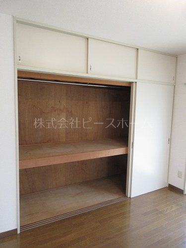 澤崎ビル 収納