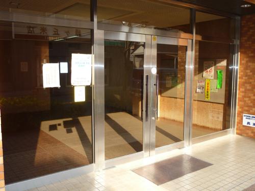 長瀬第三マンション エントランス