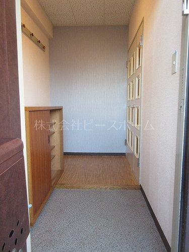 長瀬第三マンション 玄関