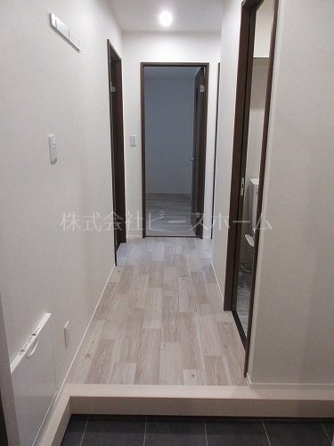 ストック羽沢 玄関