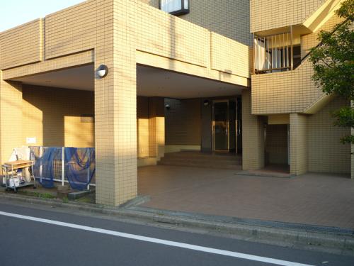 アルタイル平和台 エントランス