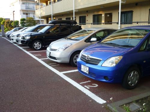 アルタイル平和台 駐車場
