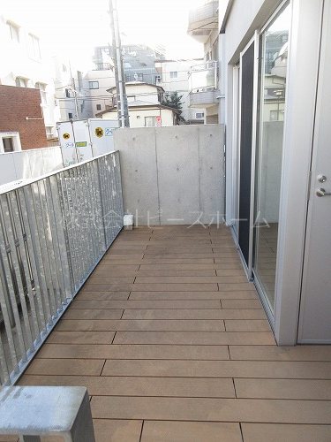 ヴァロータ氷川台 ベランダ