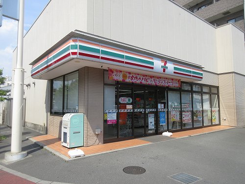 サンハイツ正田 コンビニ