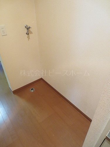 スタンザエモジオーネ その他