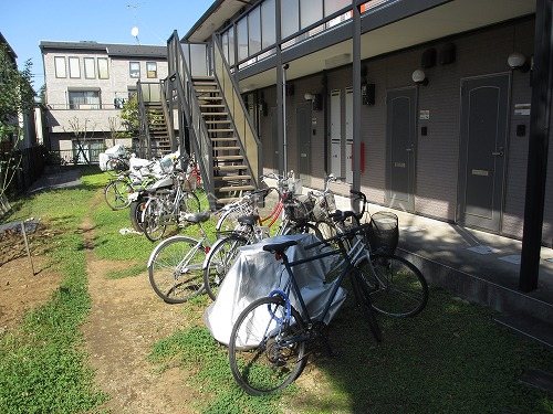 スタンザエモジオーネ その他