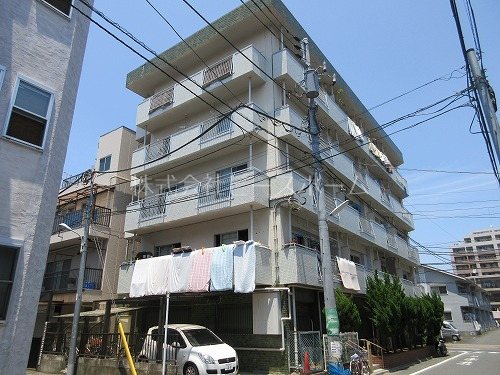 徳丸学院ビル 外観