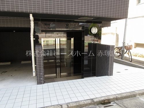 イアース東武練馬Ⅱ エントランス