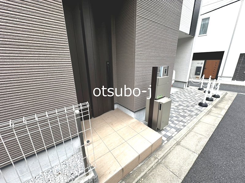 経堂２－１２－１３戸建 ロビー