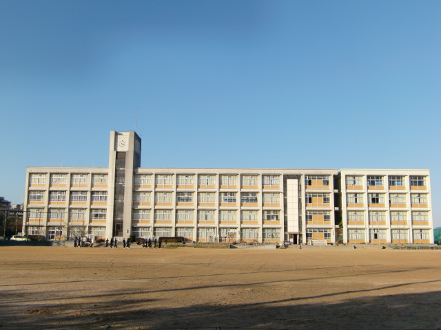 サンディ・パークスⅠ番館 中学校