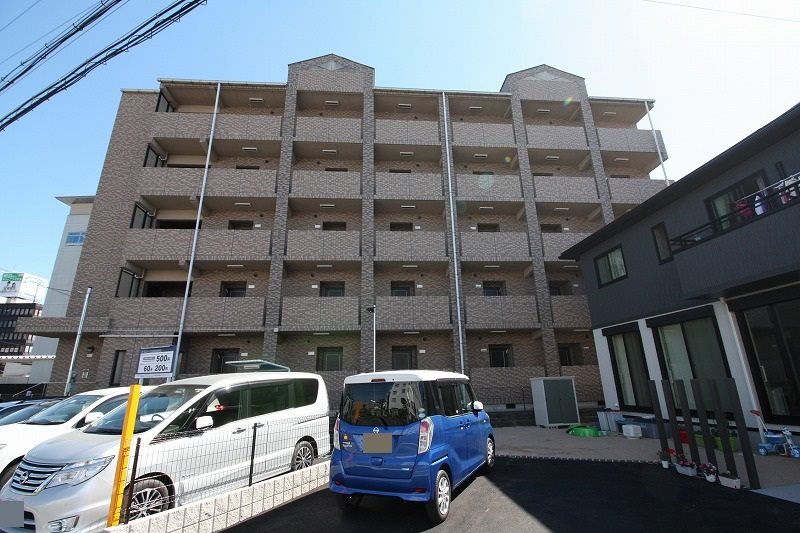 セゾンベール三田 外観