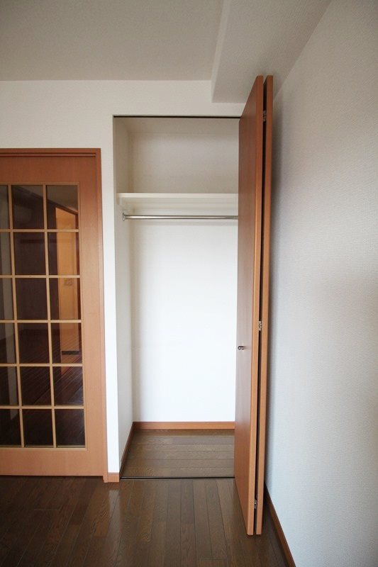 セゾンベール三田 収納