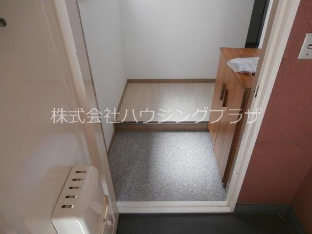 丸加ビル 玄関