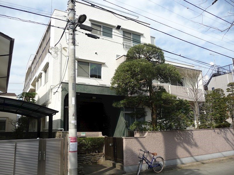 アストリアマンション ２０１号室 外観