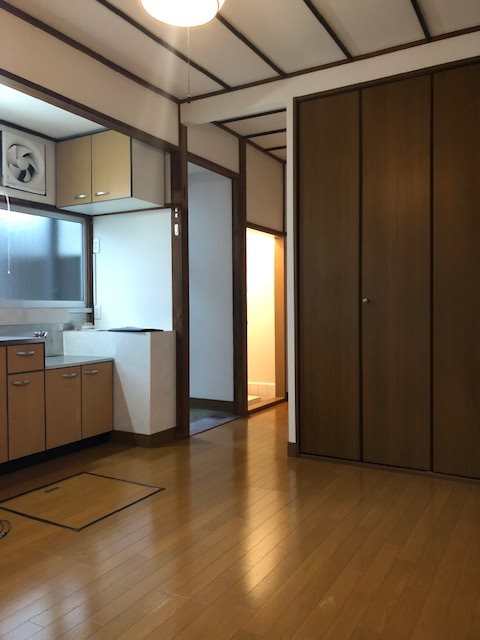 北沢館 リビング