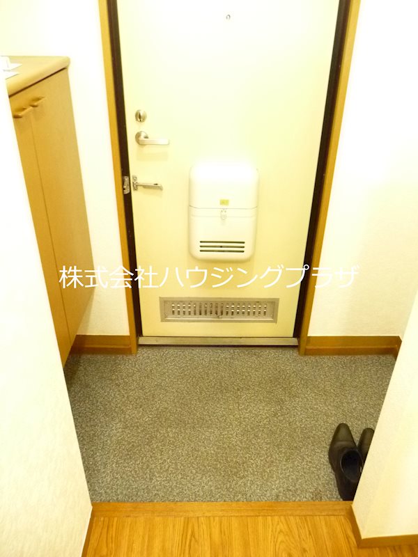 ファミリー経堂 玄関