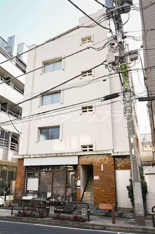 日新ビル 403号室 外観