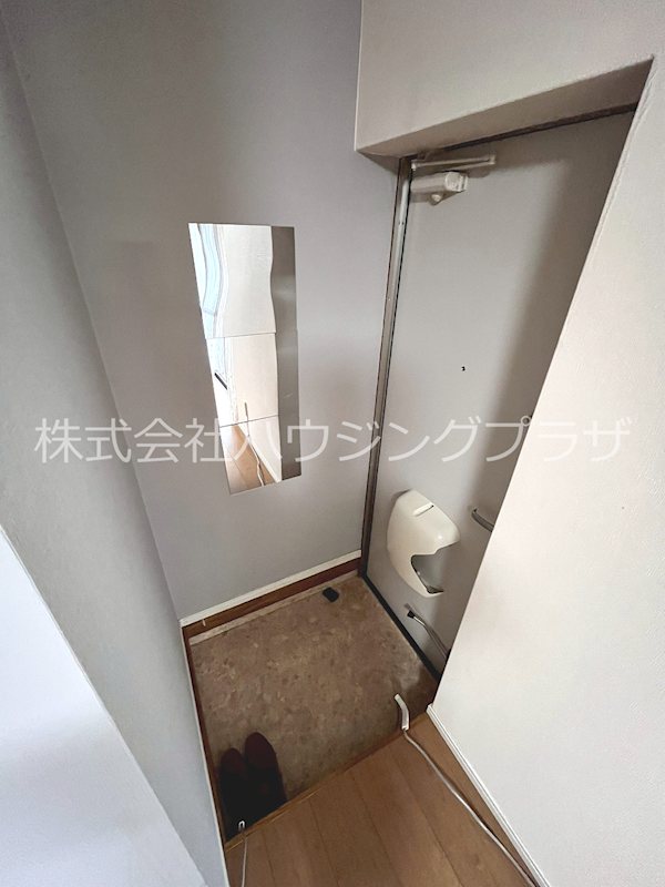 アルパ成城（別棟） 玄関