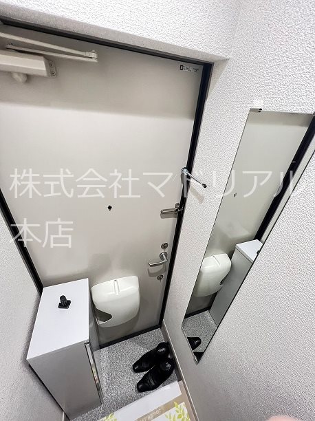 ロイヤル　ウィステリア 玄関