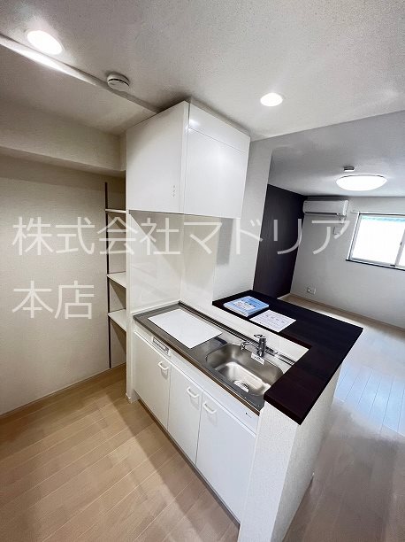 ロイヤル　ウィステリア キッチン