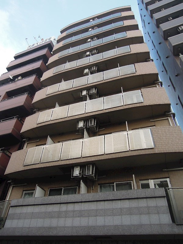 アイフェリーク大森 404号室 外観