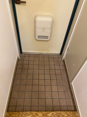 レグルス   玄関