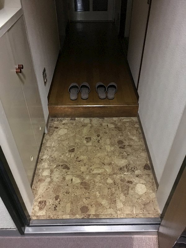 玄関