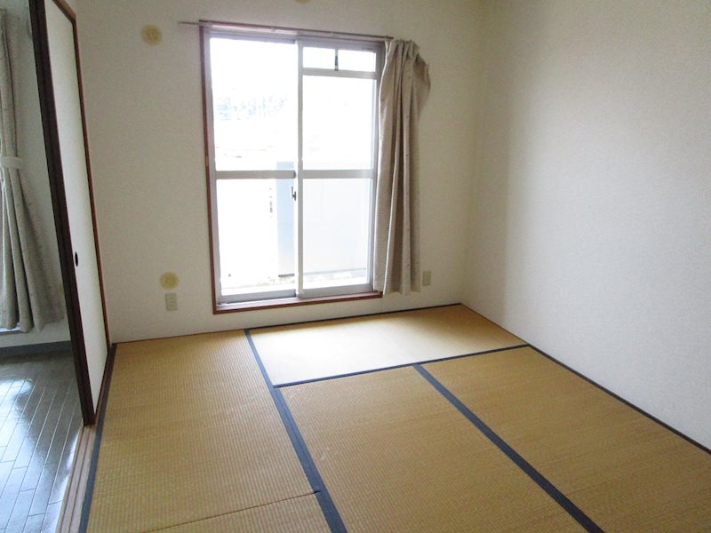 オークパレス弐番館 ベッドルーム
