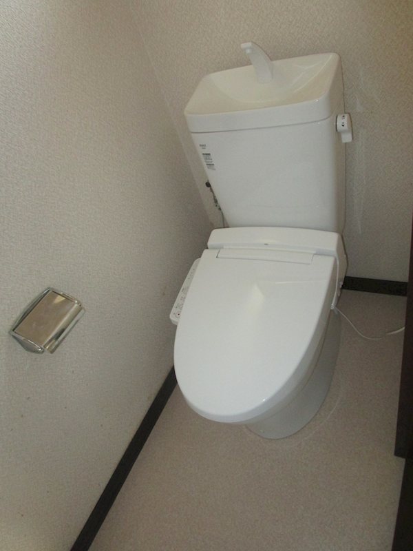 ヴィラ宮本Ｂ棟 トイレ