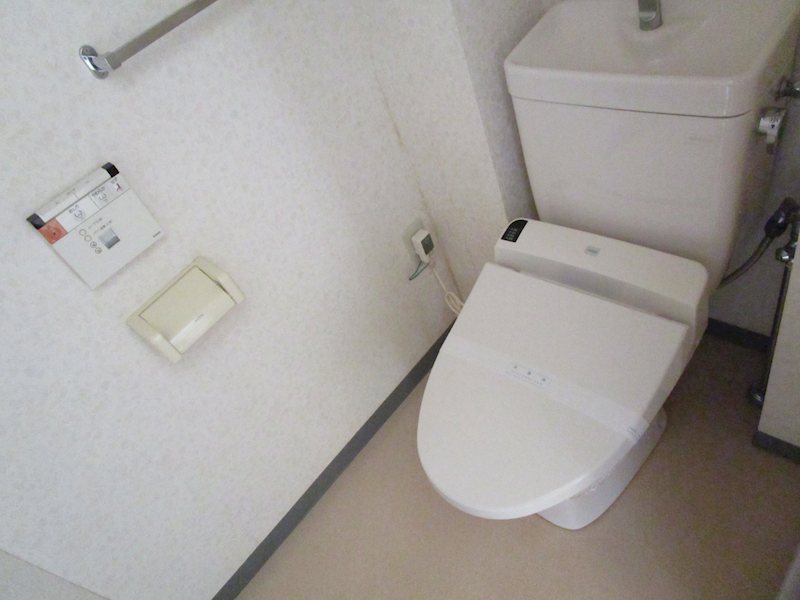 オークパレス弐番館 トイレ