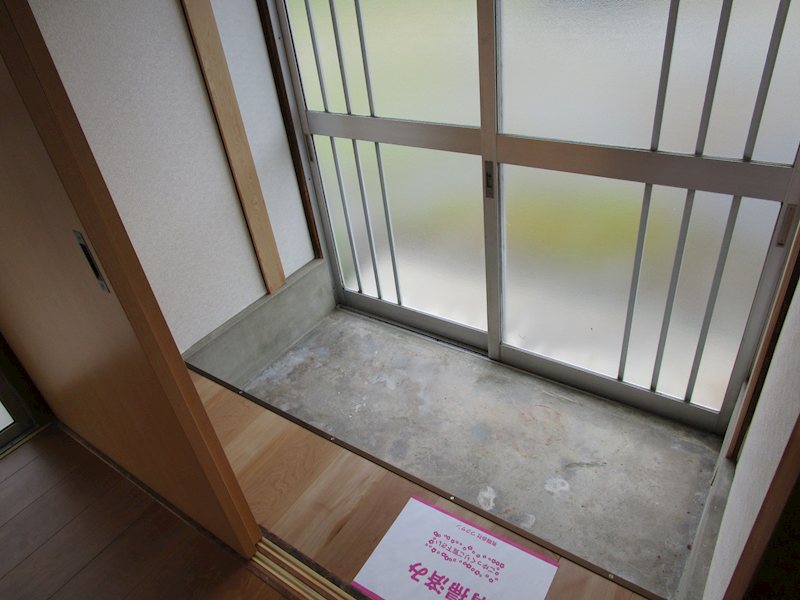 矢吹貸家 玄関